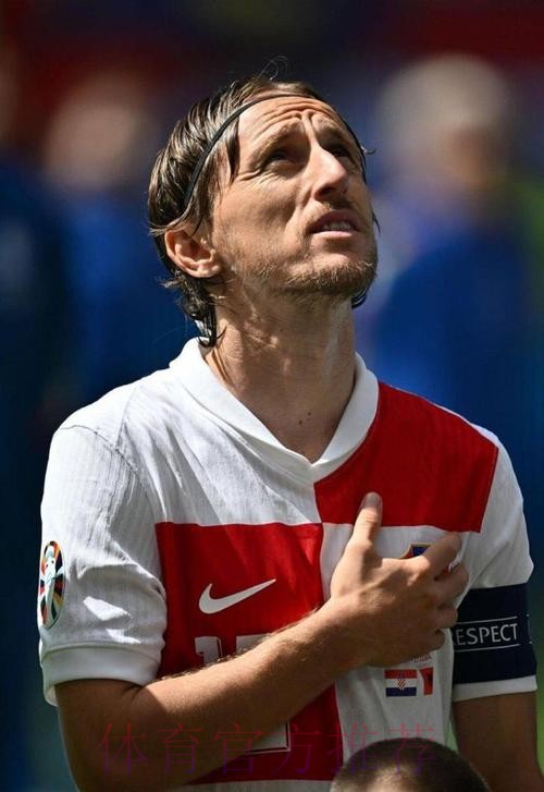 魔笛：我24小时为足球而活 努力的天赋很重要